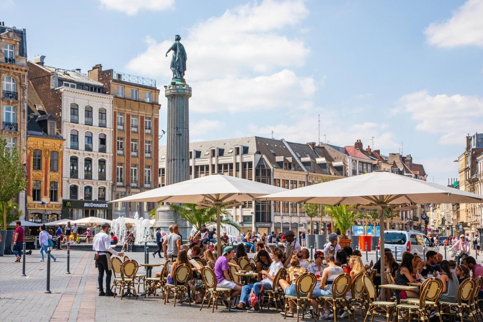 Apartment Near Metro With Parking & Balconies Lille Bagian luar foto